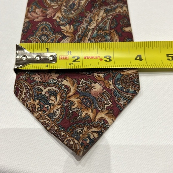 Frame Burgundy Paisley Men's Classic Tie - Picture 3 of 7
